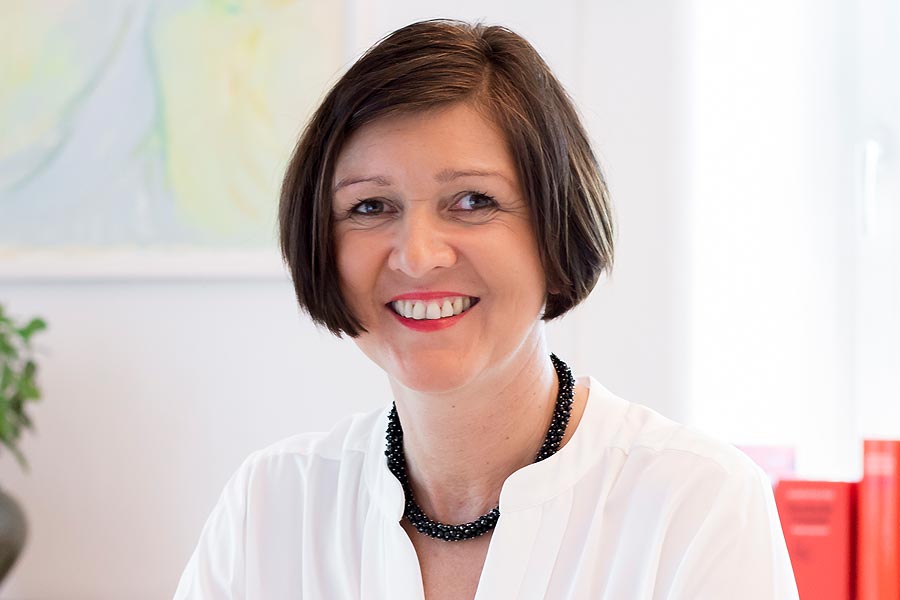 Annette Heindörfer Anwaltshotline